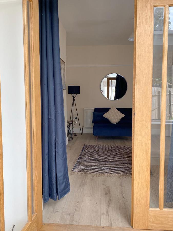 1 Ashford Road Guesthouse Redhill  Eksteriør bilde