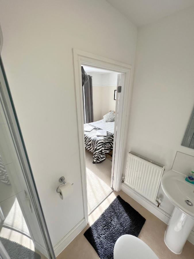 1 Ashford Road Guesthouse Redhill  Eksteriør bilde