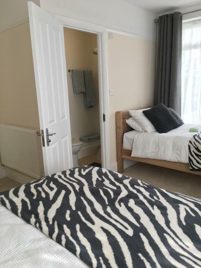 1 Ashford Road Guesthouse Redhill  Eksteriør bilde