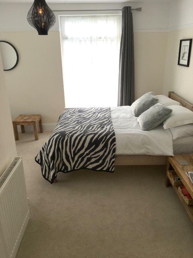 1 Ashford Road Guesthouse Redhill  Eksteriør bilde