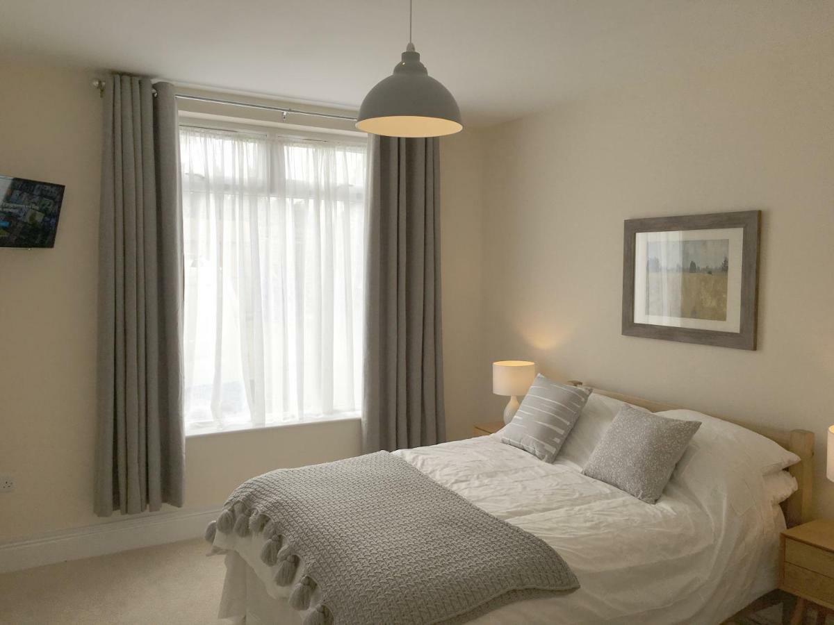 1 Ashford Road Guesthouse Redhill  Eksteriør bilde