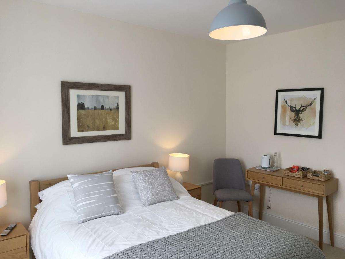 1 Ashford Road Guesthouse Redhill  Eksteriør bilde