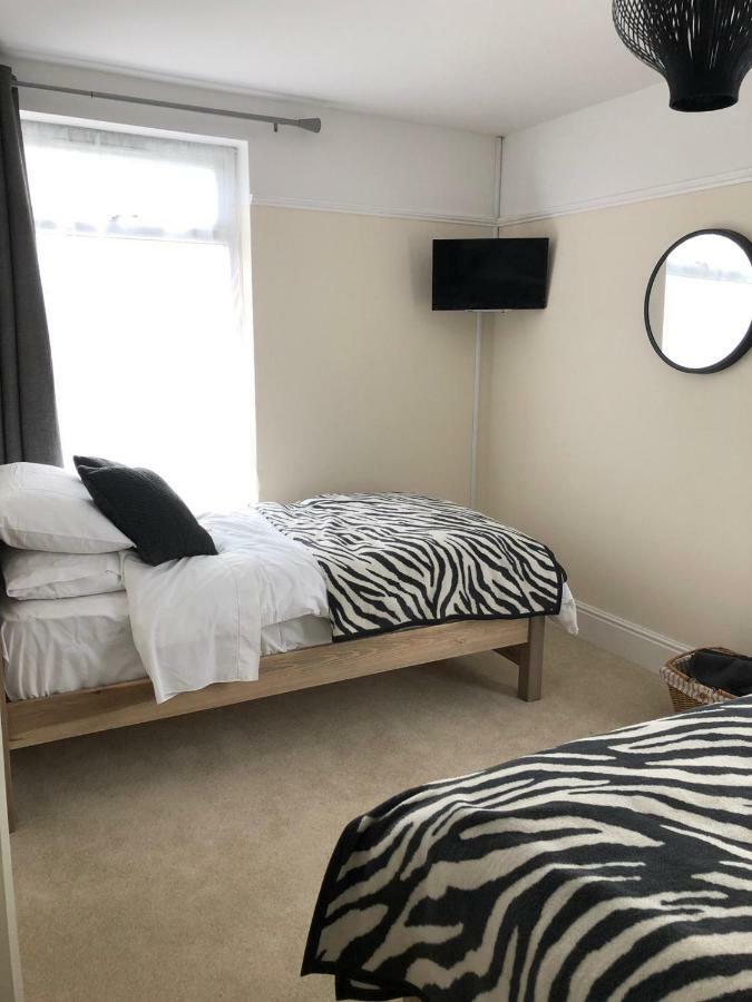 1 Ashford Road Guesthouse Redhill  Eksteriør bilde